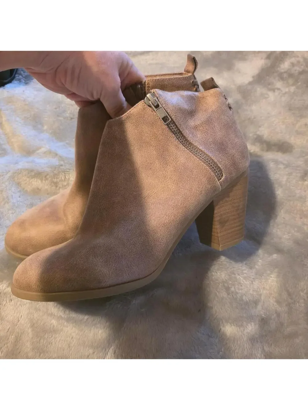 report Tan suede ankle boots with a 3.5 inch heel size 10 #boots #suede